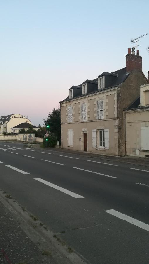 Appartement Spacieux Vue Sur Loire Proche Du Centre Blois Exterior photo